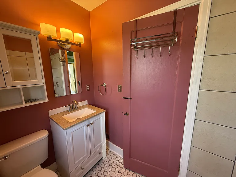 1402 W Lemp St — Photo 18