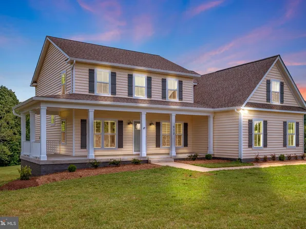 910 Old Truslow Rd, Falmouth, VA 22406