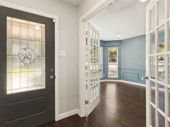 3010 Rambling Dr, Dallas, TX 75228
