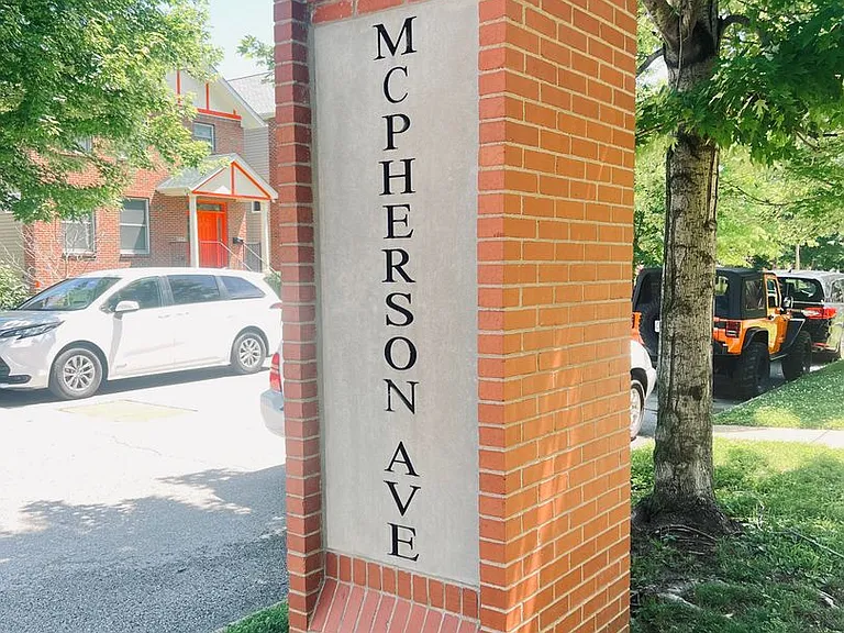 5783 McPherson Ave. — Photo 25
