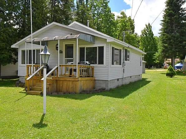 6622 Sunset Dr, Saint Helen, MI 48656