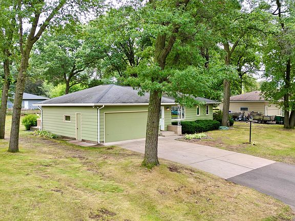 2nd image of 3045 Wedgewood Avenue