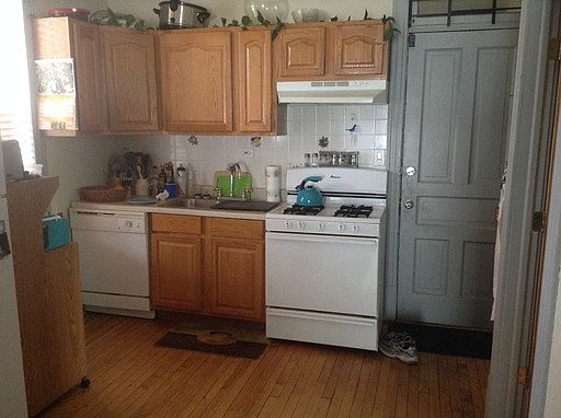 3rd image of 2122 W Charleston St APT 1R