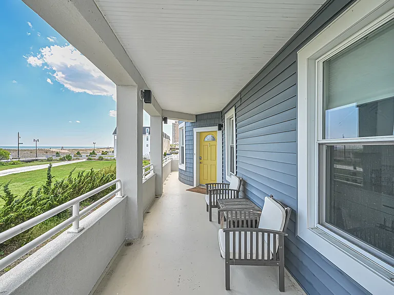 140 S Bartram Ave — Photo 19