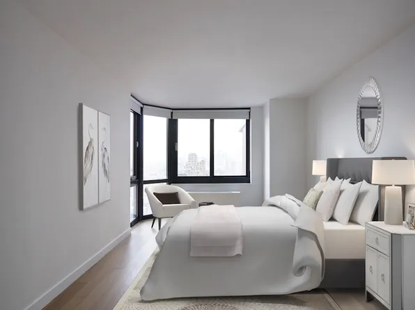 105 Duane Street image 1 of 16