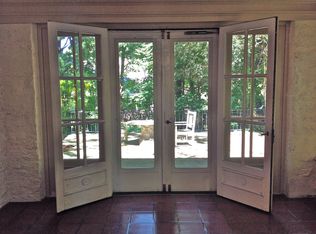 39 E Montgomery Ave, Ardmore, PA 19003