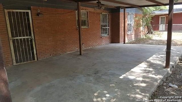 2nd image of 534 Blaze Ave