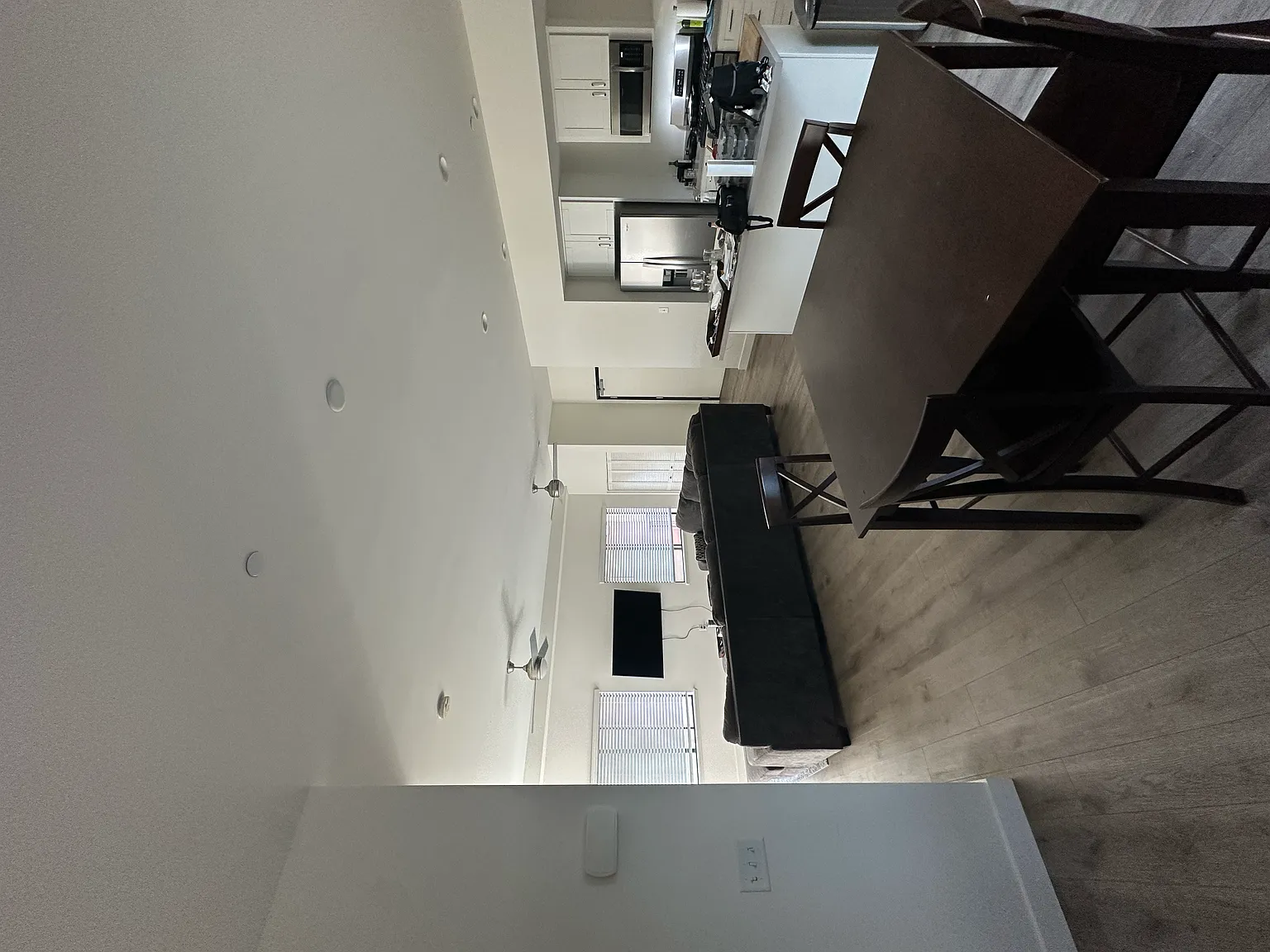 3 bed, 2.5 bath, 1995 sqft, $1,350 — Photo 4