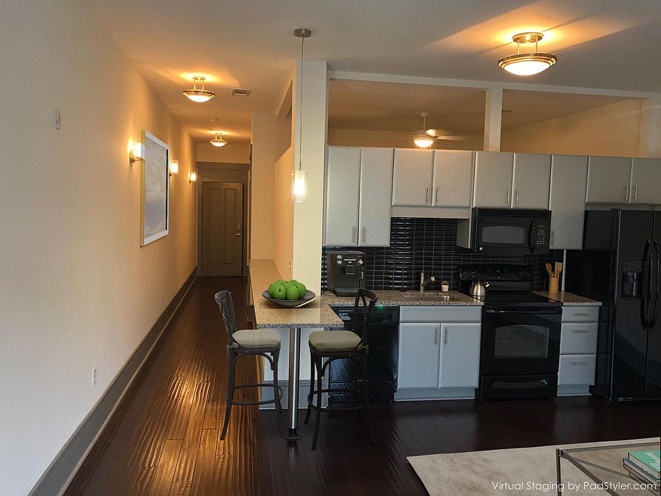 1st image of 313 Perkins Dr #313