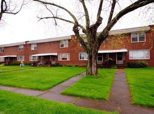 912 Spangler Rd NE, Canton, OH 44714