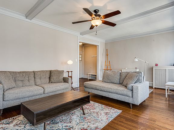 4th image of 5466 S Hyde Park Blvd APT 3S