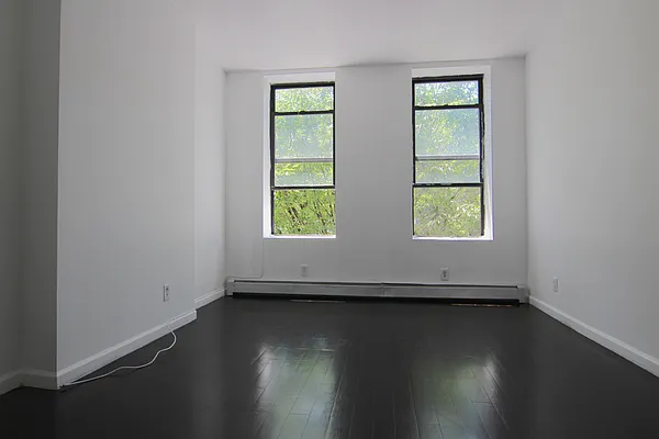 Rented by New Amsterdam Realty Group | media 2