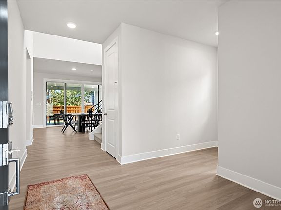 5th image of 20328 154th Street E #09
