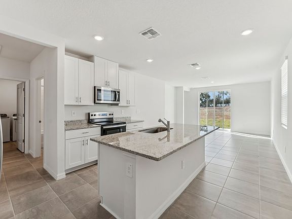 The Hallway of the Denali Floorplan