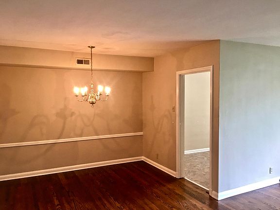 3rd image of 808 S Brentwood Blvd #1B