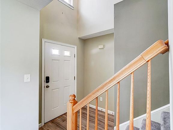 5th image of 107 Springhouse Dr