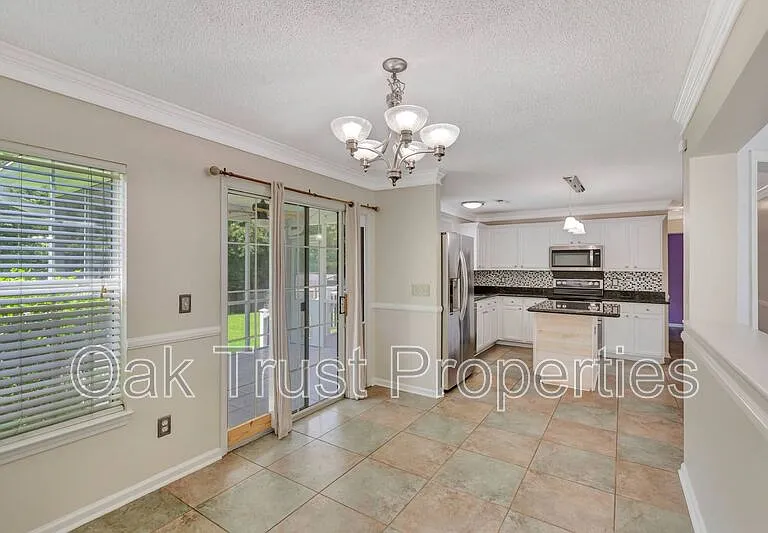 117 Broken Branch Dr — Photo 11