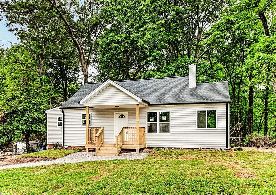 1st image of 104 Oakhurst Dr