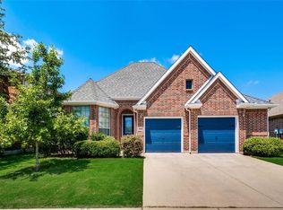 903 Silktree Dr, Fate, TX 75087