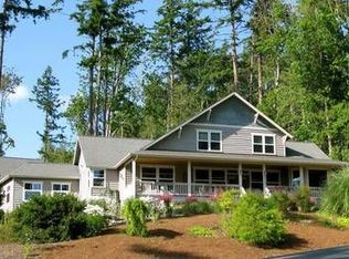 277 Sukyma Ln, Camano Island, WA 98282