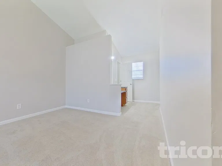 106 Sandpine Rd — Photo 8