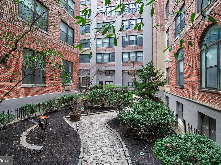 1100 S Broad St #99C — Photo 10
