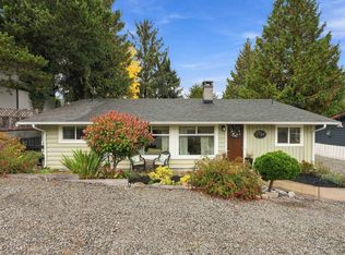 5734 Pebble Cres, Sechelt, BC V0N 3A3