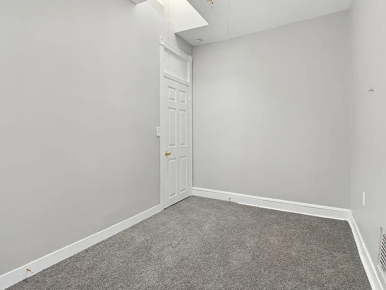 2514 Wilkens Ave — Photo 6
