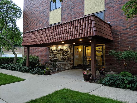 Building entrance