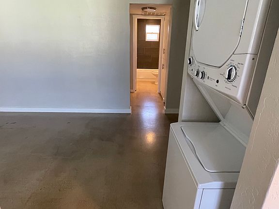 4th image of 330 W Pasadena Ave #8
