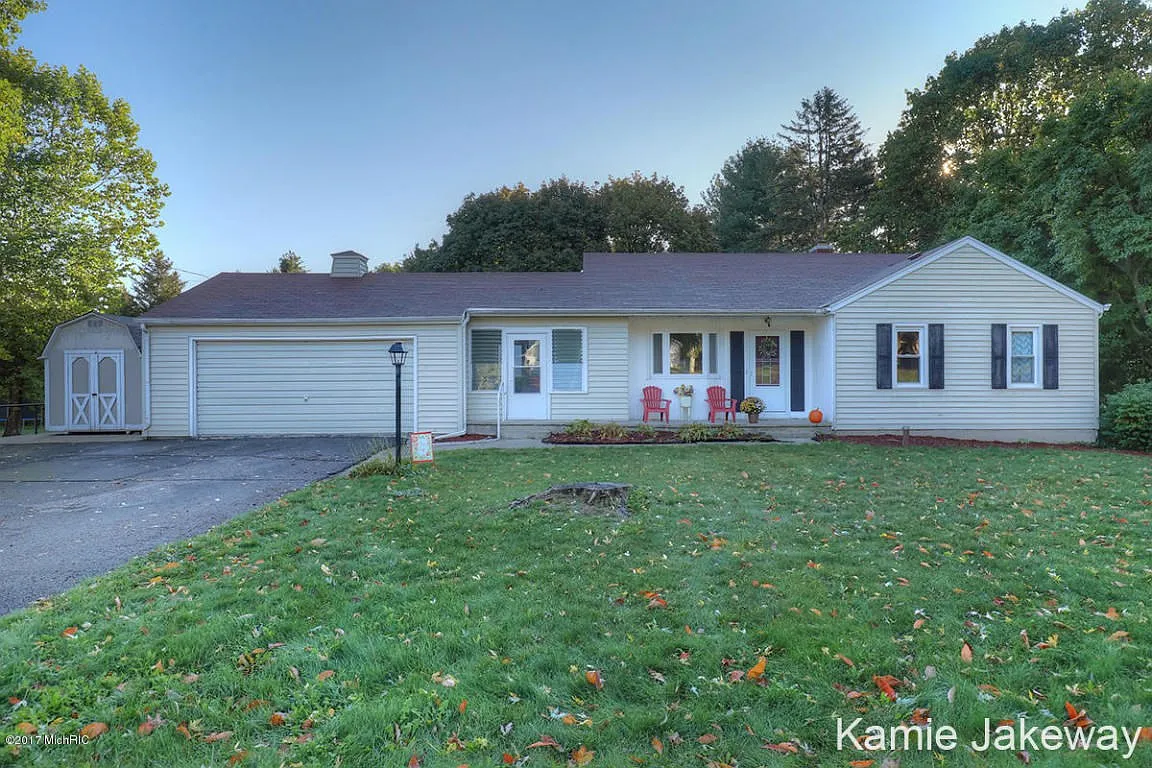 8161 Youngman Rd photo 1