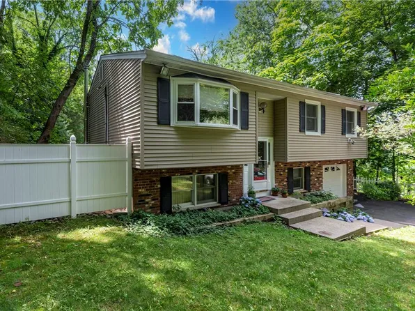 86 Hess Road, Valley Cottage, NY 10989