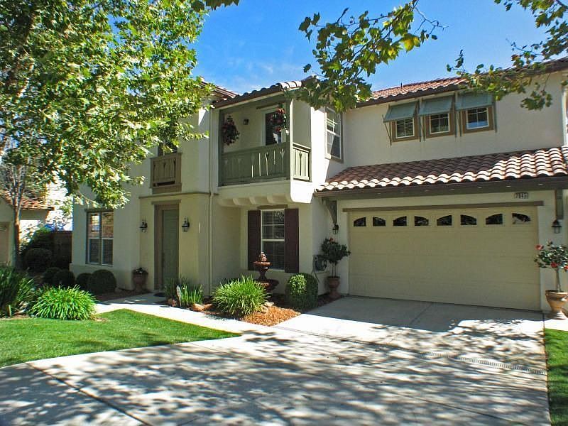 1st image of 7945 Belhaven Way
