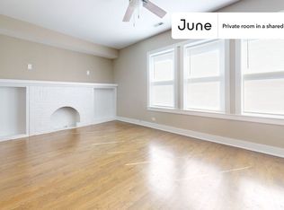 3308 W Armitage Ave #D, Chicago, IL 60647