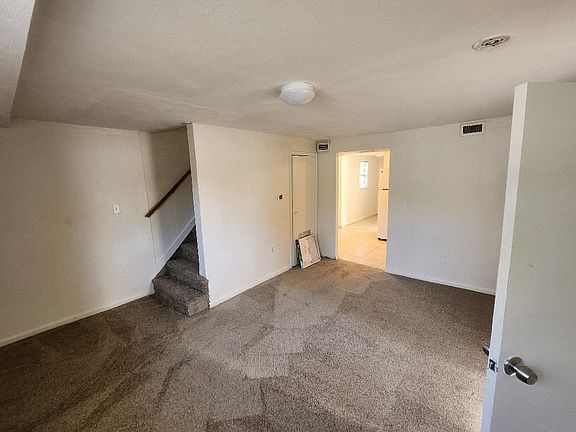 4th image of 3635 16th Ave S