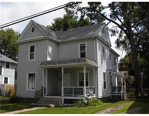 230 North St photo 1