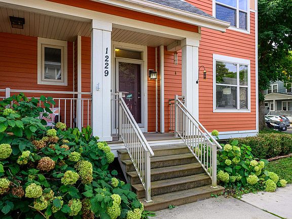 5th image of 1229 Saint James Ct