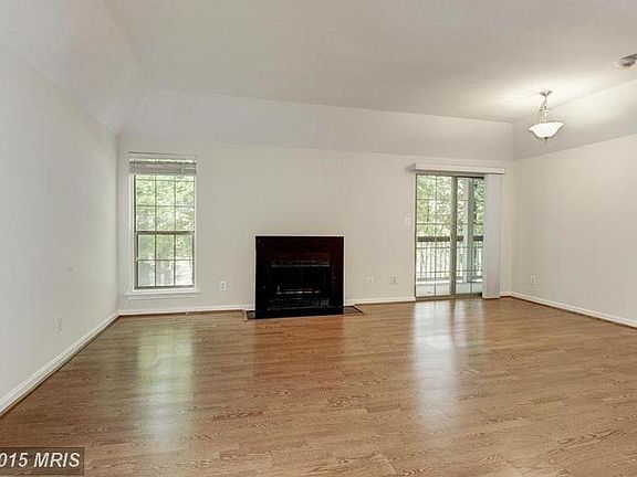 3rd image of 12152 Penderview Ter APT 1321