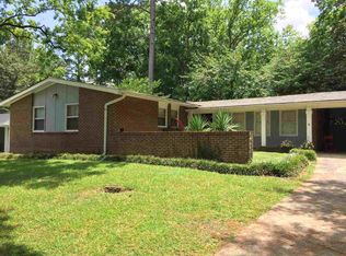 4666 Twin Oak Dr, Macon, GA 31210