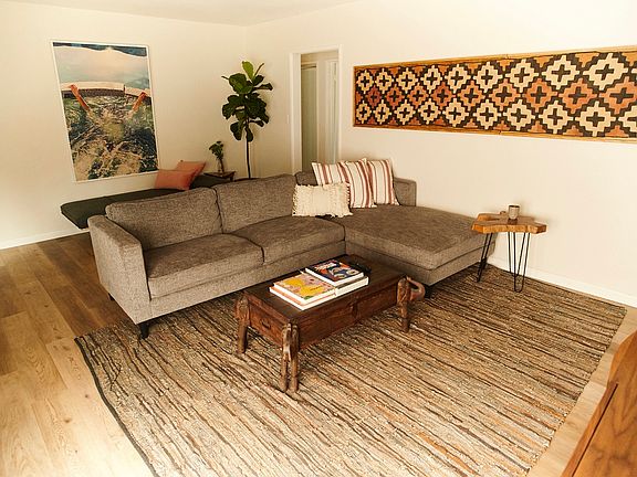 4th image of 1391 Old Topanga Canyon Rd #1A
