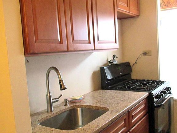 2nd image of 3105 Avenue V APT 5B