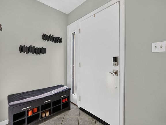 5th image of 2190 Cartwright Pl
