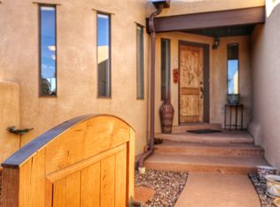 2888 Plaza Blanca, Santa Fe, NM 87507