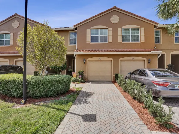 5796 Monterra Club Drive, Lake Worth, FL 33463