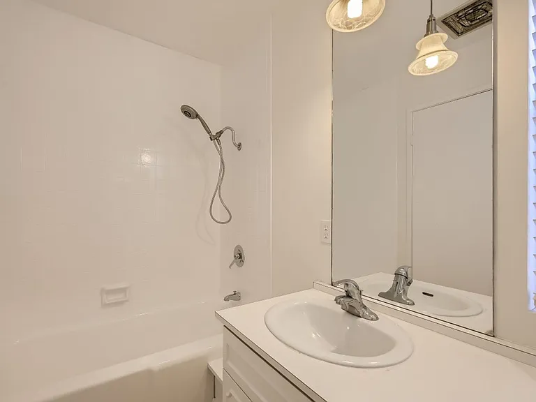 888 Tam O Shanter — Photo 11