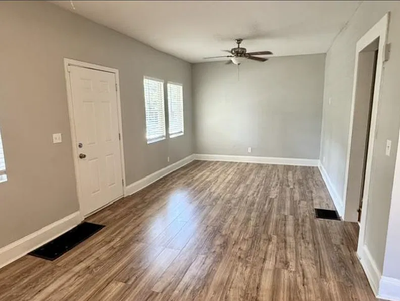52 Claire Drive Southeast Unit A - 1 — Photo 4
