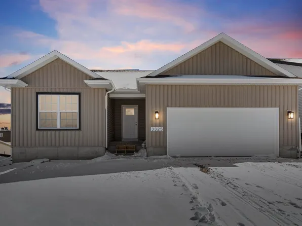 3325 Lincolnshire Rd, Waterloo, IA 50701