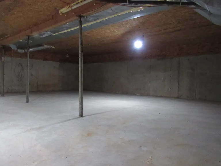 237 Stratmoor Dr — Photo 20