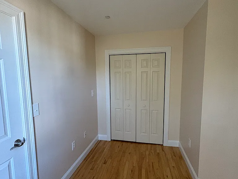 147 State St #4 — Photo 19