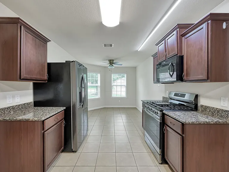 7527 Fettle Ln — Photo 9
